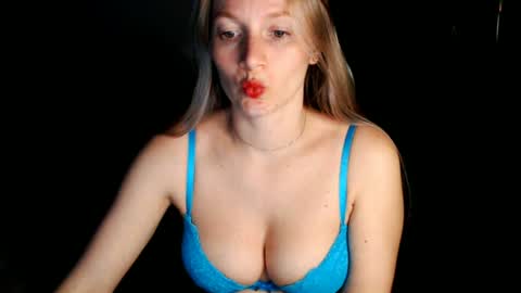 We Vibe  Device that vibrates at the sound of Tips and makes me wet. vibe lush edging daddy lovense online show from 9, 7, 2026
