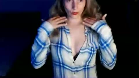 We Vibe  Device that vibrates at the sound of Tips and makes me wet. vibe lush edging daddy lovense online show from 15, 7, 2026