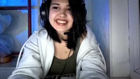 Lola online show from 5, 12, 2025