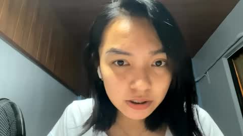 Snapshot of charamaracle chatting on 1, 4, 2026 Elly online show from 1, 4, 2026