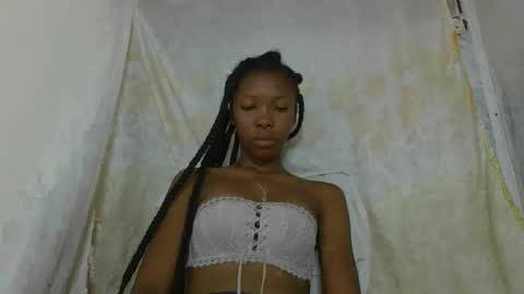 chariola0101 online show from 26, 1, 2025