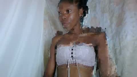 chariola0101 online show from 26, 1, 2025