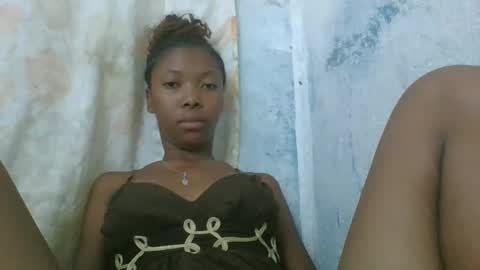 chariola0101 online show from 14, 2, 2025