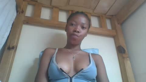 chariola0101 online show from 19, 2, 2025