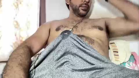 Snapshot of charles_dera35 chatting on 15, 10, 2025 charles_dera35 online show from 15, 10, 2025