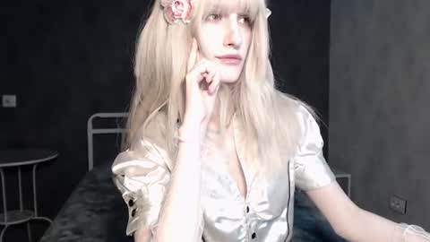 Snapshot of charlie_crystal chatting on 30, 6, 2026 Charlie online show from 30, 6, 2026