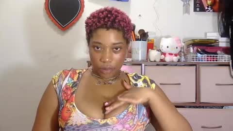 charliecakesssss online show from 6, 2, 2025