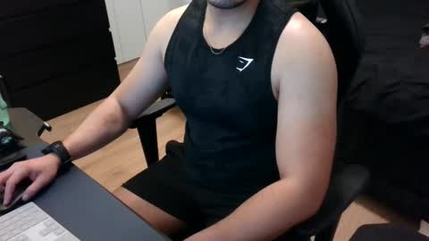 charliekkw online show from 11, 1, 2026