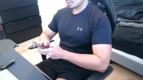 charliekkw online show from 15, 1, 2026