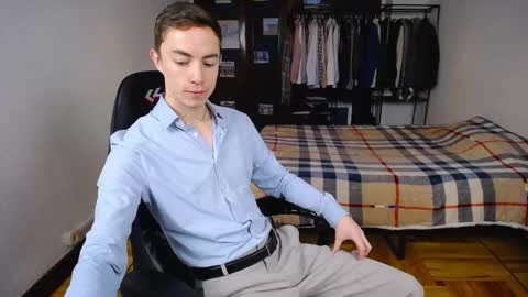 Snapshot of charlieseyer chatting on 18, 2, 2025 carlos reyes online show from 18, 2, 2025