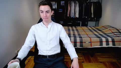 Snapshot of charlieseyer chatting on 19, 2, 2025 carlos reyes online show from 19, 2, 2025