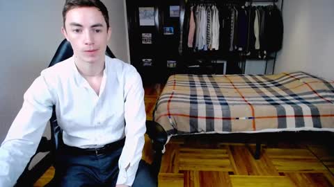 Snapshot of charlieseyer chatting on 19, 2, 2025 carlos reyes online show from 19, 2, 2025