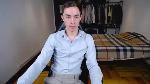 Snapshot of charlieseyer chatting on 25, 2, 2025 carlos reyes online show from 25, 2, 2025