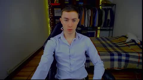 carlos reyes online show from 11, 2, 2026