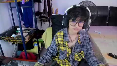 Snapshot of charlietaylorr__ chatting on 19, 6, 2026 Charlie online show from 19, 6, 2026
