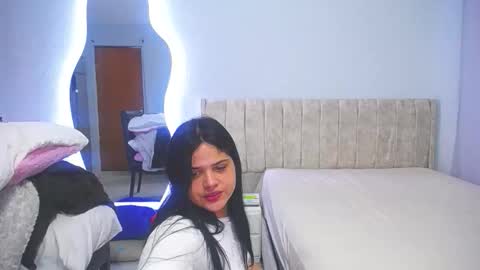 Snapshot of charlot_walker chatting on 10, 2, 2026 Charlote Walker online show from 10, 2, 2026