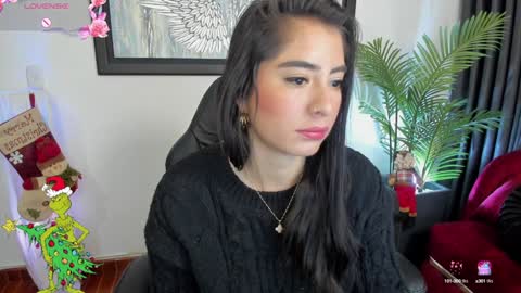 Snapshot of charlote_horny chatting on 27, 12, 2024 Charlote online show from 27, 12, 2024