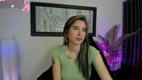 Snapshot of charlote_horny chatting on 24, 2, 2025 Charlote online show from 24, 2, 2025