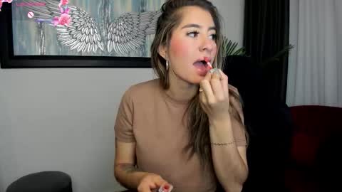 Snapshot of charlote_horny chatting on 17, 10, 2025 Charlote online show from 17, 10, 2025