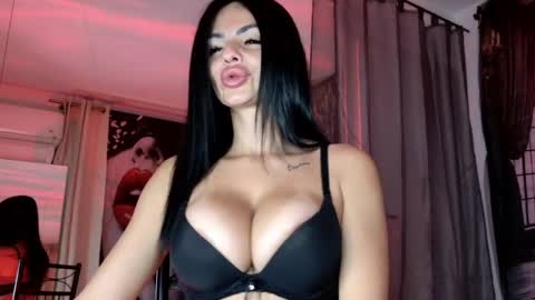 Snapshot of charlott3_1 chatting on 8, 6, 2026 CHARLOTTE online show from 8, 6, 2026
