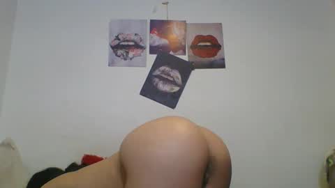 Snapshot of charlotte2852 chatting on 6, 3, 2025 karinaa independent model online show from 6, 3, 2025