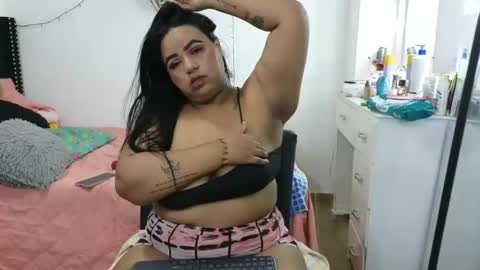 Snapshot of charlotte_027 chatting on 1, 11, 2025 charlotte_027 online show from 1, 11, 2025