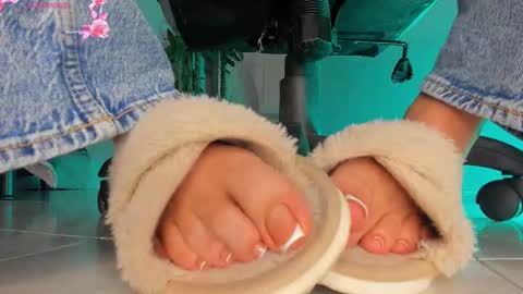 charlotte  grey online show from 18, 2, 2026