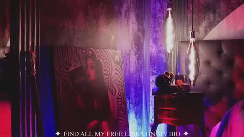 Charlotte online show from 17, 4, 2026