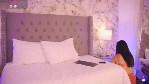 Charlotte online show from 7, 4, 2026