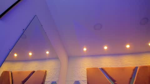 Charlotte Icee online show from 31, 1, 2025