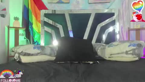 Snapshot of charlotte_landry__ chatting on 17, 6, 2026 CHARLOTTELANDRY online show from 17, 6, 2026