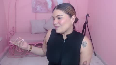 Snapshot of charlotte_monroe_ chatting on 23, 10, 2025 charlotte_monroe_ online show from 23, 10, 2025