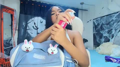 Snapshot of charlotte_walker1 chatting on 27, 10, 2025 charlotte_walker1 online show from 27, 10, 2025