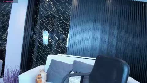 Charlotte  Everyday From 0700 to 1300 Col Time online show from 7, 10, 2025