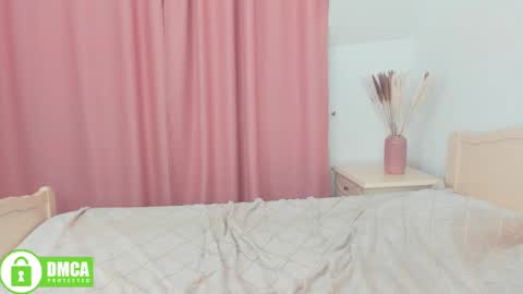 Snapshot of charlotte_wow chatting on 12, 12, 2024 Charlotte online show from 12, 12, 2024