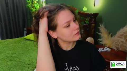 Snapshot of charlotte_wow chatting on 4, 3, 2025 Charlotte online show from 4, 3, 2025