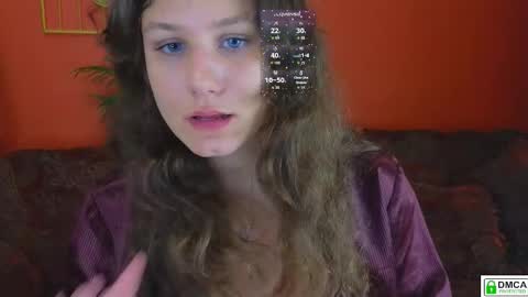 Snapshot of charlotte_wow chatting on 13, 10, 2025 Charlotte online show from 13, 10, 2025