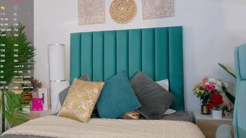 Charlotte Brandt online show from 9, 4, 2026