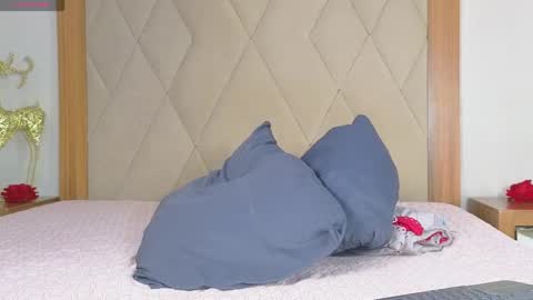 charlotte monrroe online show from 27, 4, 2026