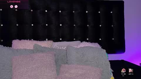 charlotterussel online show from 28, 12, 2024