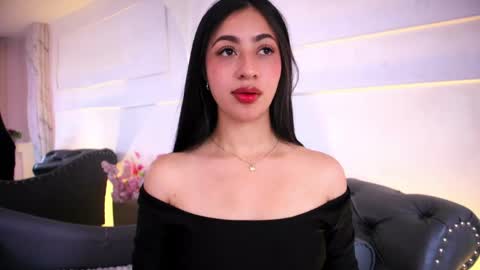 Snapshot of charlotterusso chatting on 22, 5, 2026 Lauren Rus online show from 22, 5, 2026