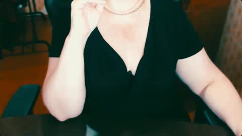 CharlotteXTasty online show from 30, 1, 2025