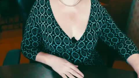 CharlotteXTasty online show from 12, 2, 2025