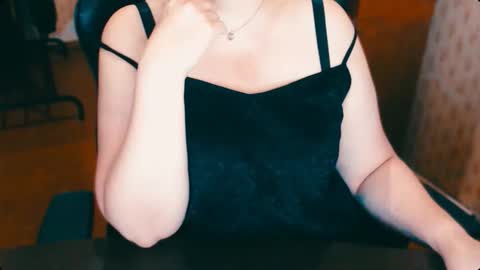 CharlotteXTasty online show from 22, 9, 2025