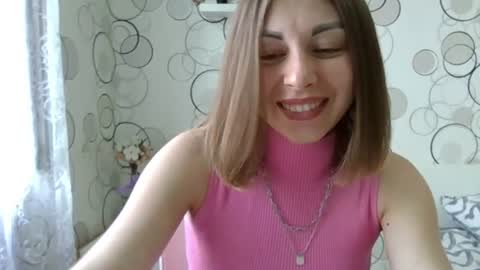 Snapshot of charming__chick chatting on 13, 7, 2026 charming__chick online show from 13, 7, 2026
