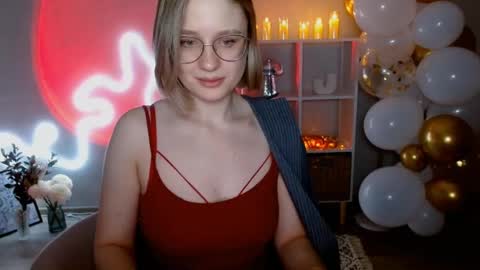 Snapshot of charming_beauty chatting on 7, 12, 2024 Michelle online show from 7, 12, 2024