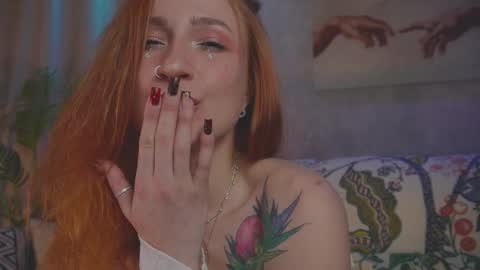 Snapshot of charming_lilly chatting on 7, 10, 2025 Lissa online show from 7, 10, 2025