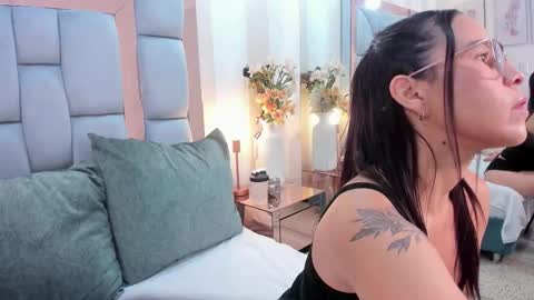 Charol  online show from 5, 2, 2026