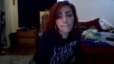 chas1989estelle online show from 5, 3, 2026