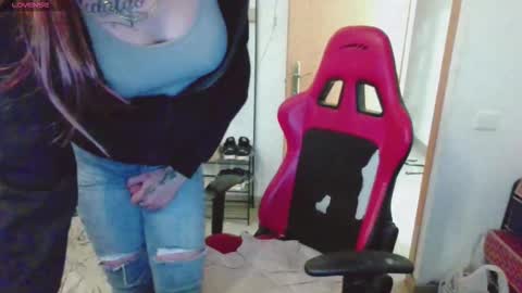 Chasey online show from 1, 11, 2025